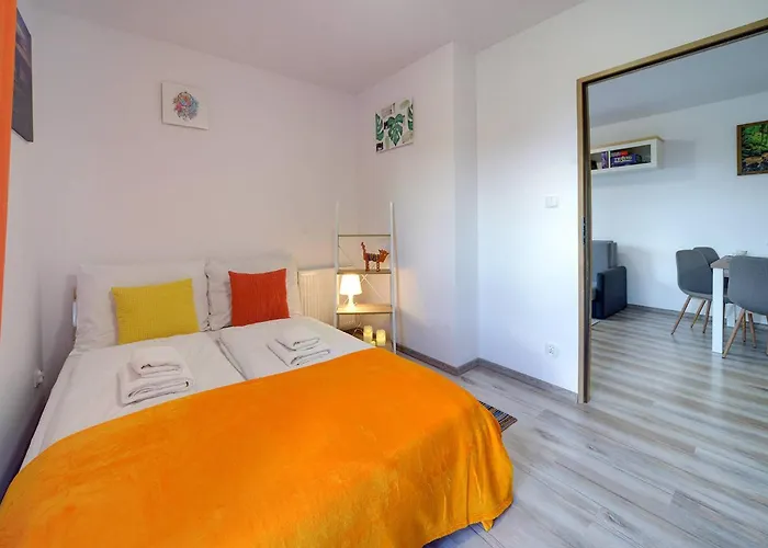 Przestronny Sun Seasons 24 W Szklarskiej Porebie Z Widokiem Na Gory By Renters Apartment Szklarska Poreba